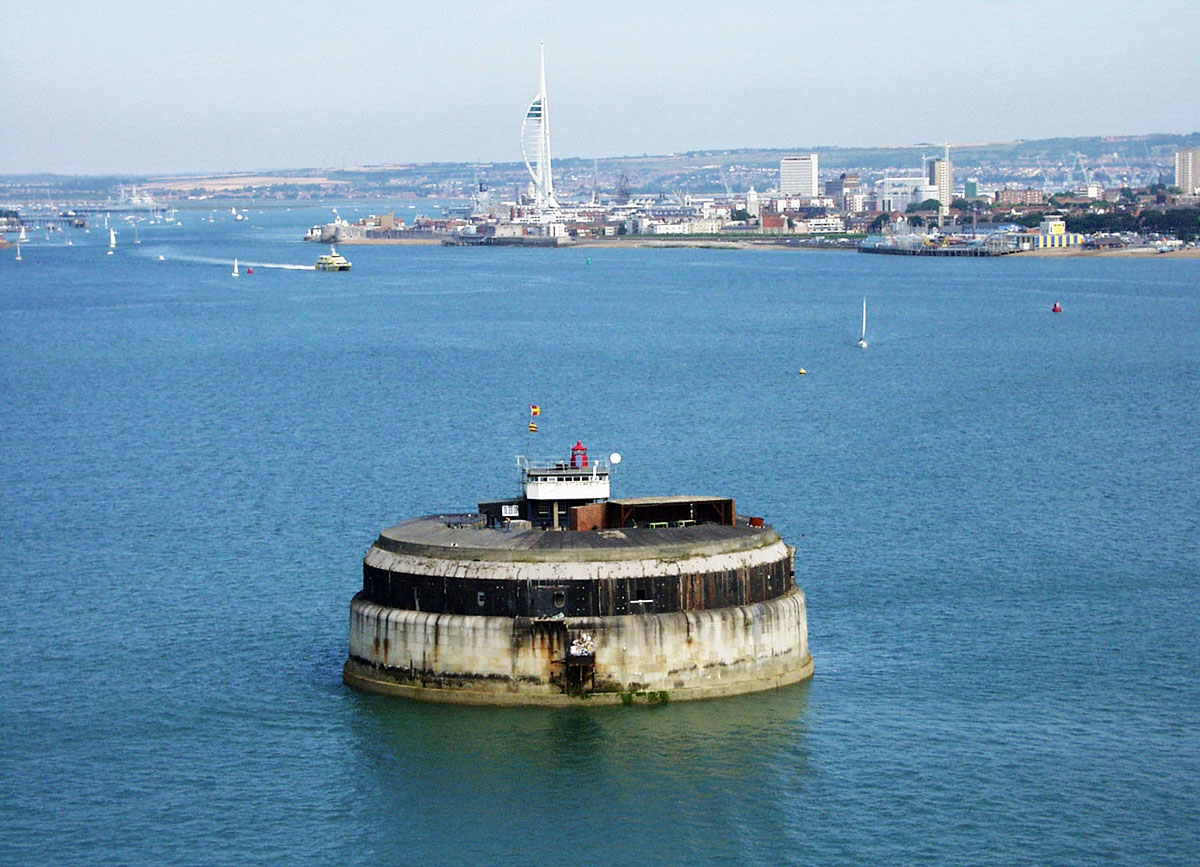 Spitbank Fort Hotel in Southsea