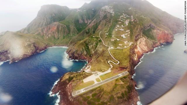 Juancho E. Yrausquin Airport - Saba, Netherlands Antilles
