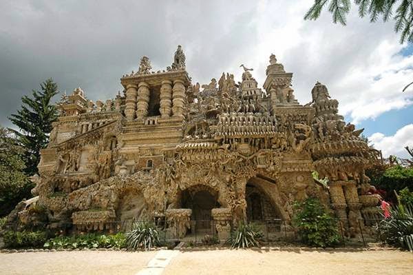 Postman Palais Idéal 3