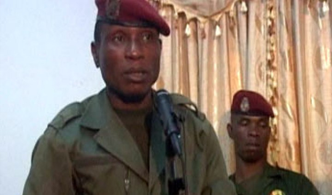 موسى داديس كامارا، (غينيا)