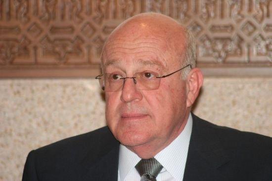 10- طه ميقاتي