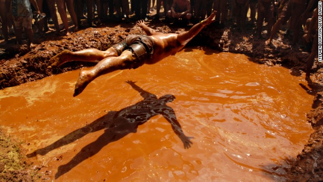 القفز في الوحل في جورجيا القفز في الوحل في جورجيا